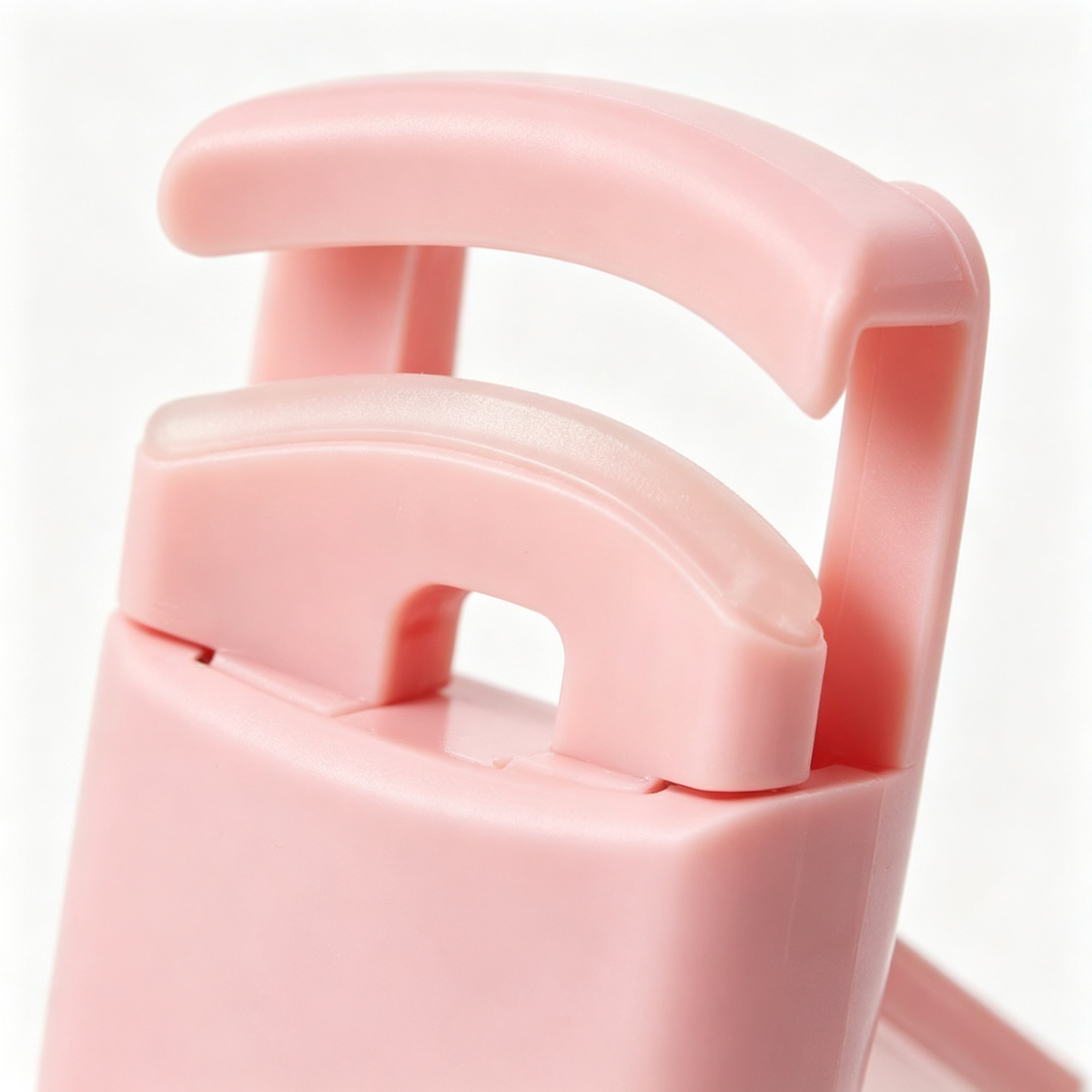 π Eyelash Curler | Smooth Plastic Design | Daily Makeup | Beauty Lovers | Effortless Lifted Lashes